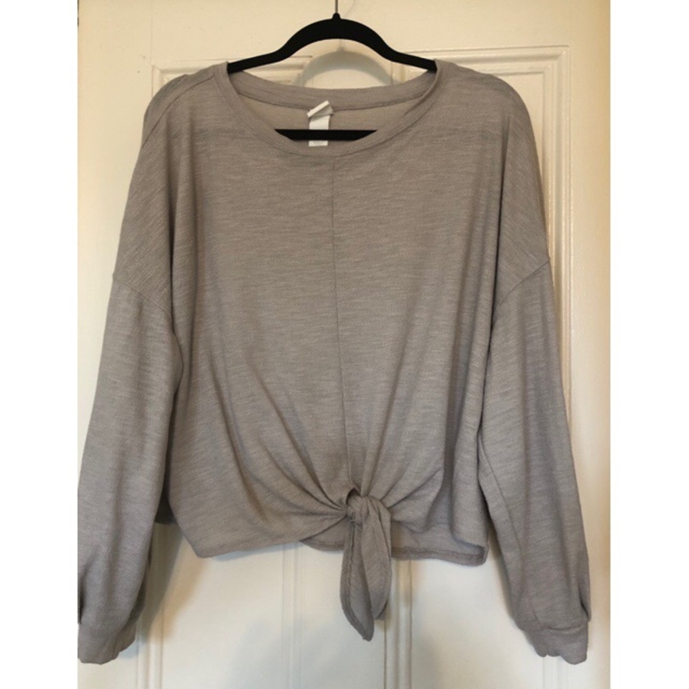 H&M Long Sleeve Knotted Blouse